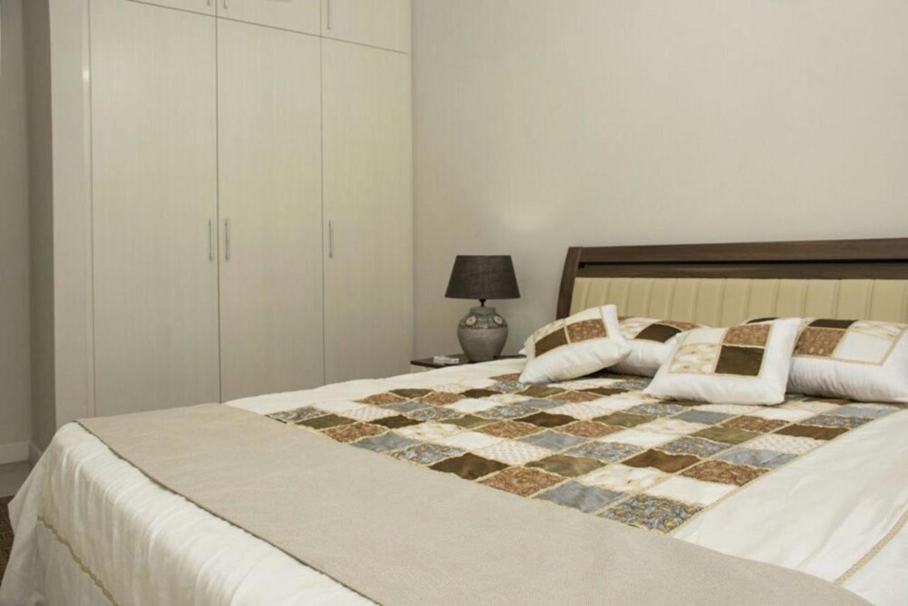Luxury Modern 2-Bed Apartment Pereybere Grand Bay Luaran gambar