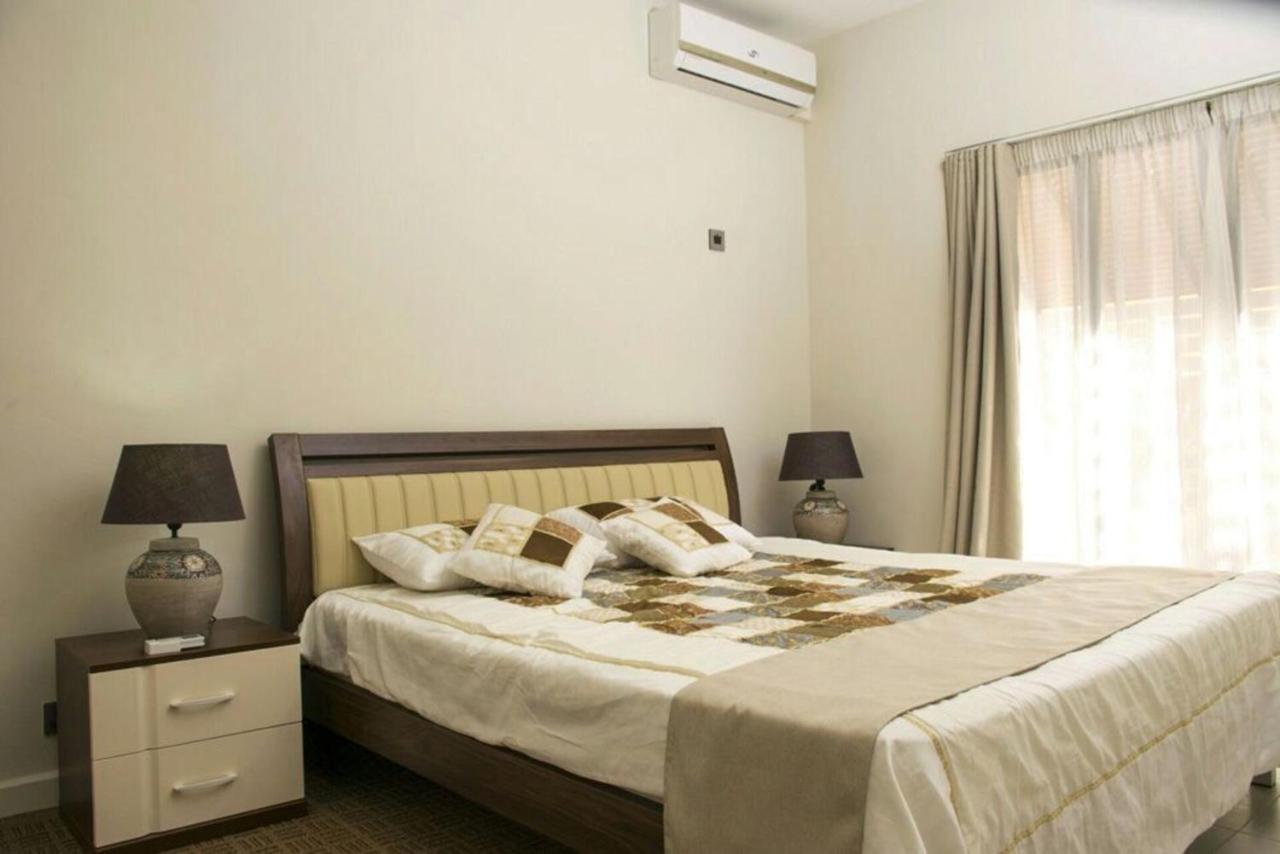 Luxury Modern 2-Bed Apartment Pereybere Grand Bay Luaran gambar